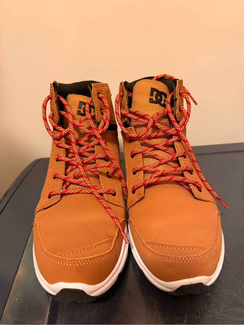 DC Men’s Tan High-Top Boots with Red Laces